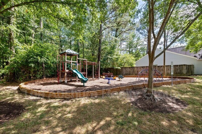 Building Photo - 5216 Carriage Pine Dr