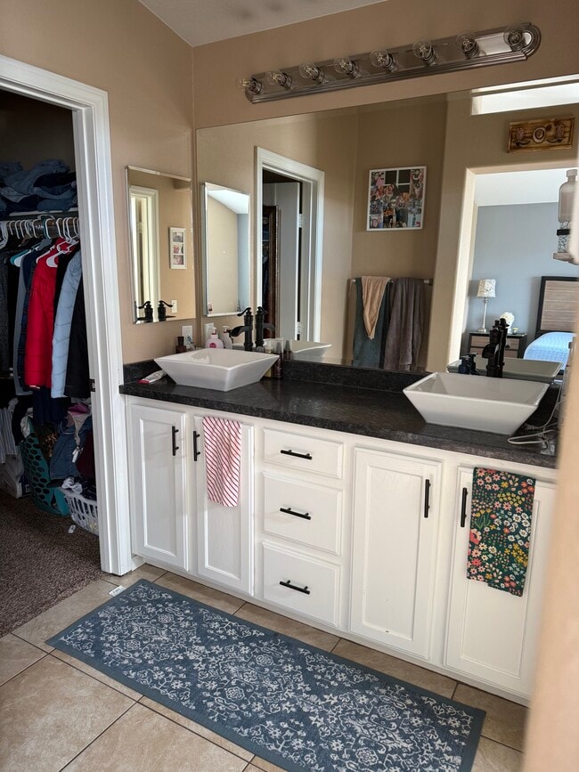 Building Photo - 3809 Alpine Bypass Ave