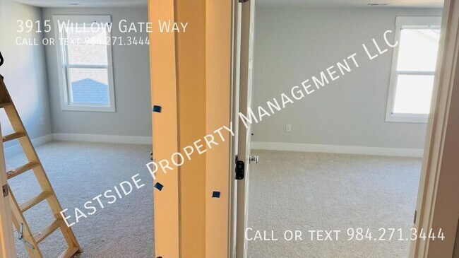 Building Photo - 3915 Willow Gate Wy