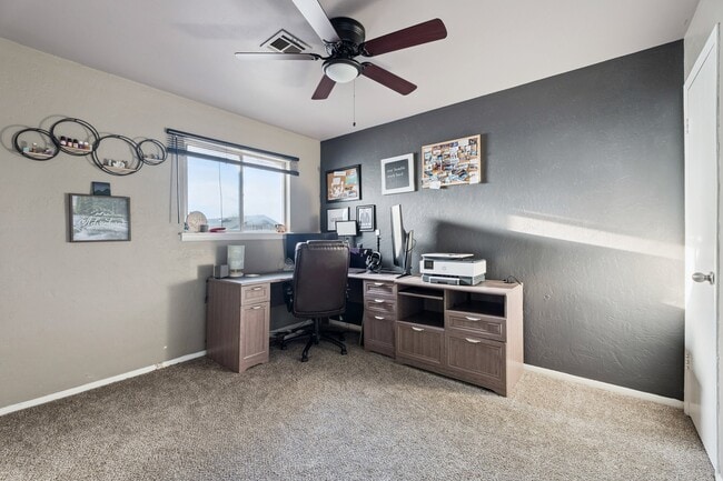 Building Photo - 9605 Hefner Village Blvd