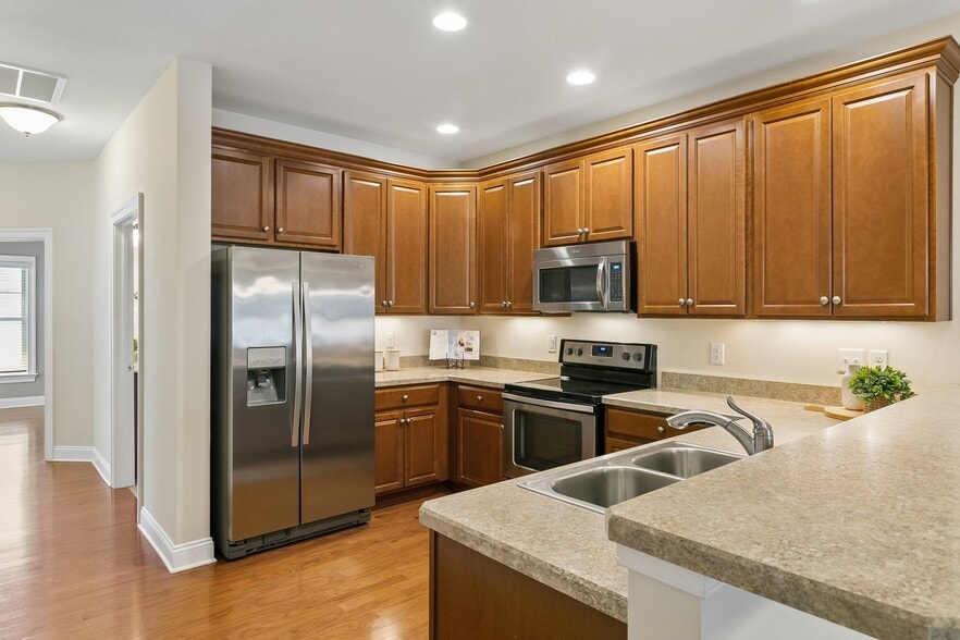 Building Photo - 6905 Colemans Crossing Ave