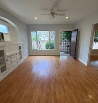 Building Photo - Luxuriously Renovated Bungalow Style 1 Bed / 1 Bath Apartment ~ Comes with Appliances, Parking, W...