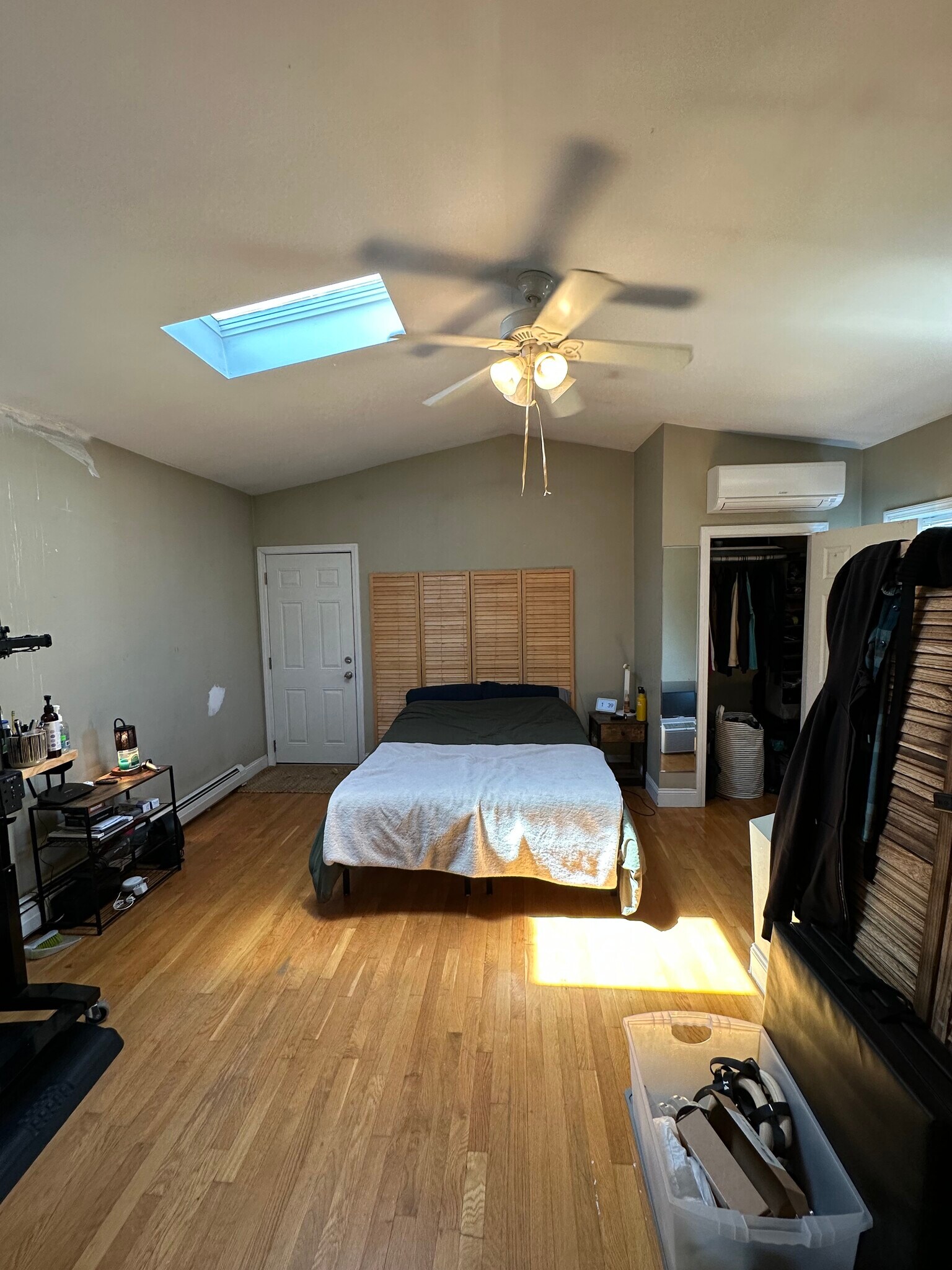 Building Photo - 282 Summer St