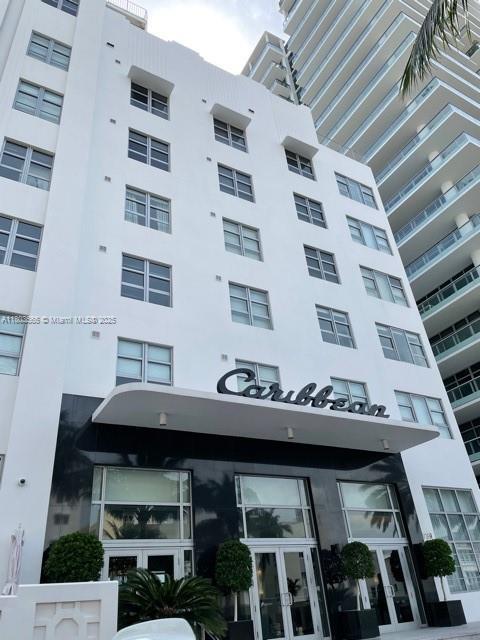 Primary Photo - 3739 Collins Ave