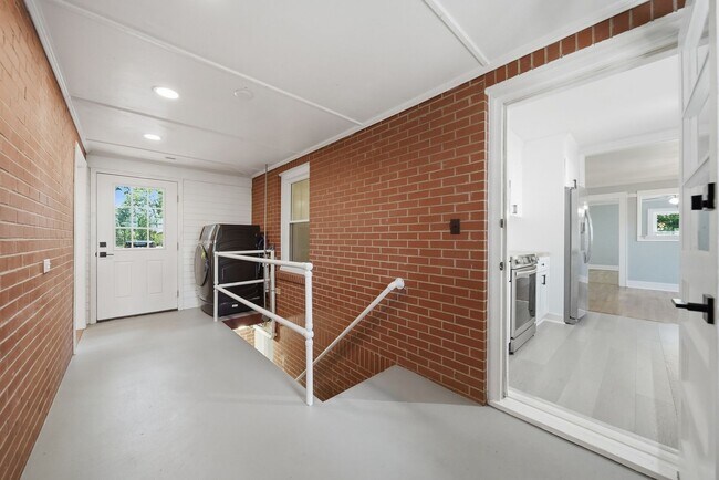 Building Photo - Serene 3BR Ranch with Spacious Yard & Updated Interiors