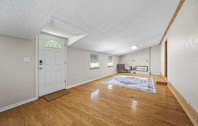 Building Photo - 1815 N Woolsey Ave