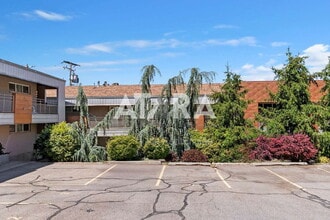 Building Photo - 650 N 300 W