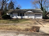 Building Photo - 1049 Willmann Ct