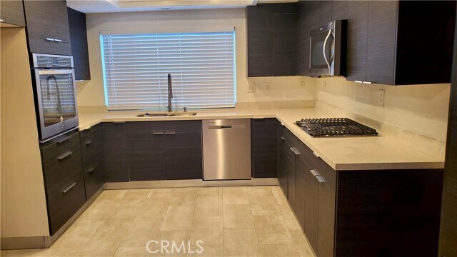 Building Photo - 1030 S Rimwood Dr