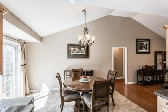 Building Photo - 953 Pebble Beach Cir