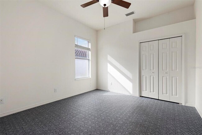 Building Photo - 6121 46th Ln E