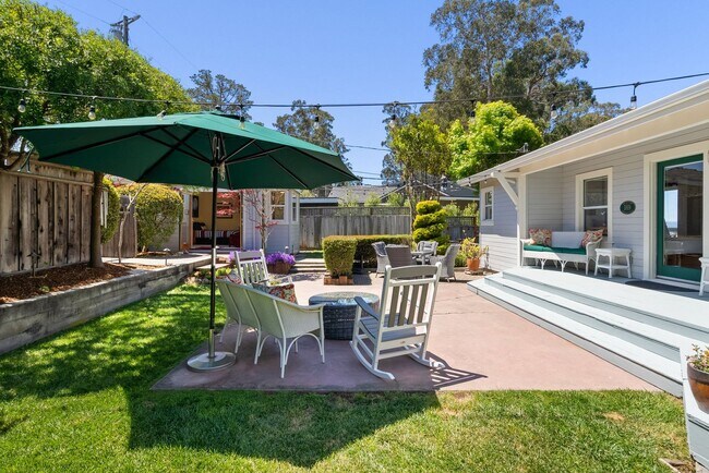 Building Photo - Oceanfront Paradise - 1BR/1BA w/ Additional Sleeping areas  Monthly Rental in Santa Cruz!  Fully ...