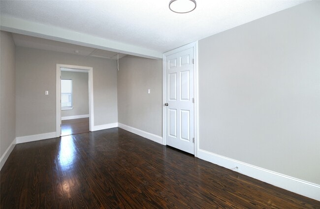 Building Photo - 5520 Lawson St