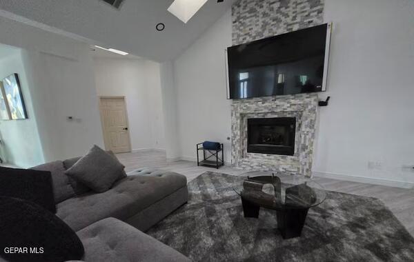 Building Photo - 601 Willow Glen Dr