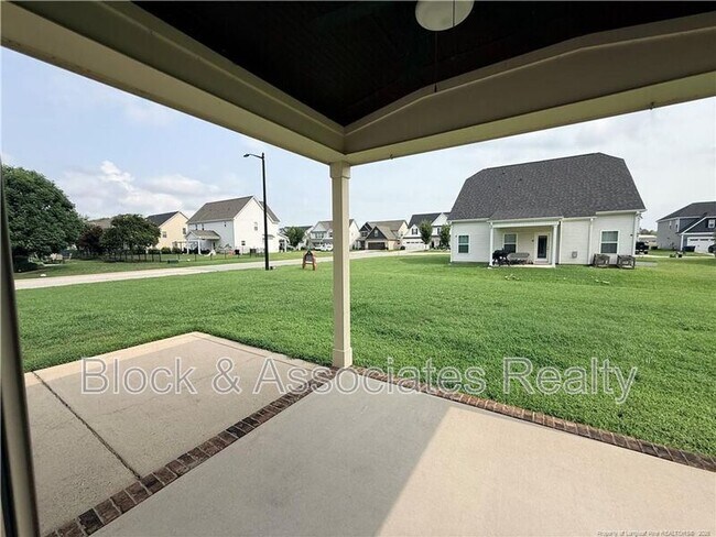 Building Photo - 1705 Bluffside Dr