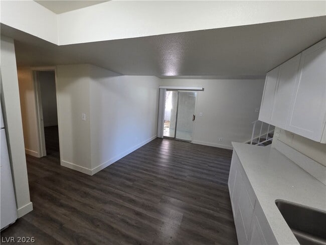 Building Photo - 3364 Royce Ct