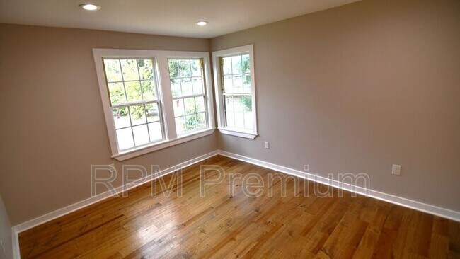 Building Photo - 4706 Mohican St