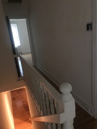 Building Photo - 42 W Duval St