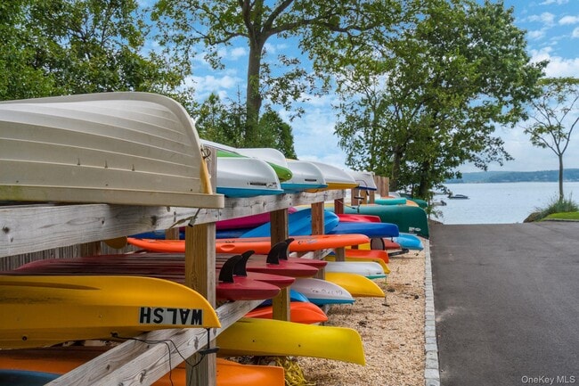 Building Photo - 140 Old Winkle Point Rd