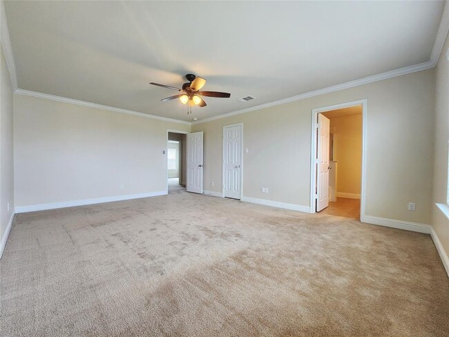 Building Photo - 20028 Ploughshores Ln