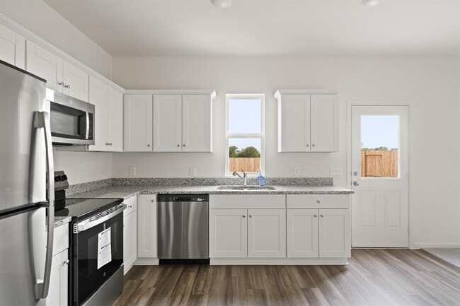 Building Photo - 8627 Vacek Xing Wy