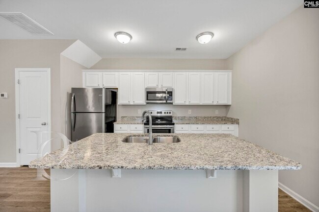 Building Photo - 21 Grayson Grove Ct