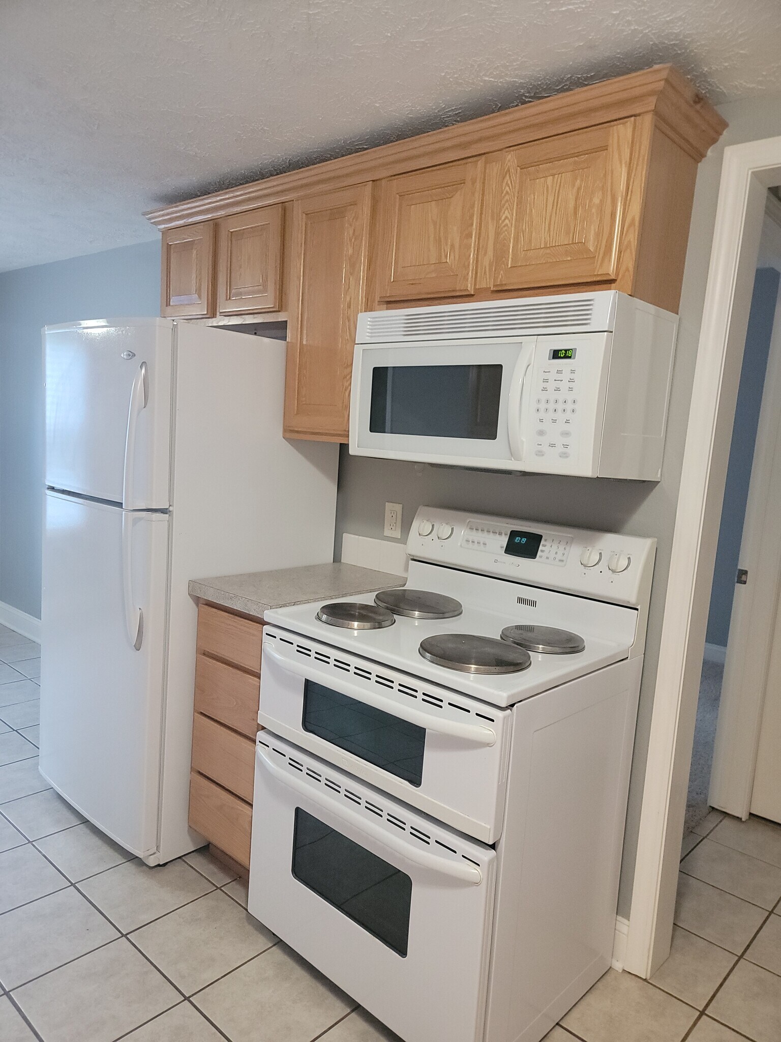 Building Photo - 6026 E Fieldstone Hills Dr