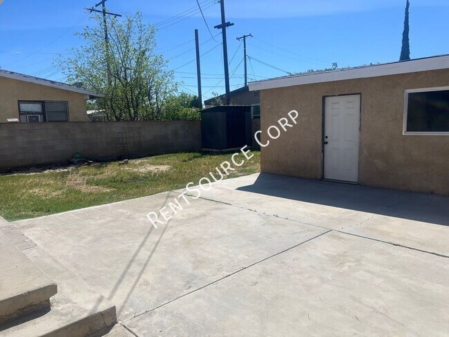 Building Photo - 45545 Fig Ave