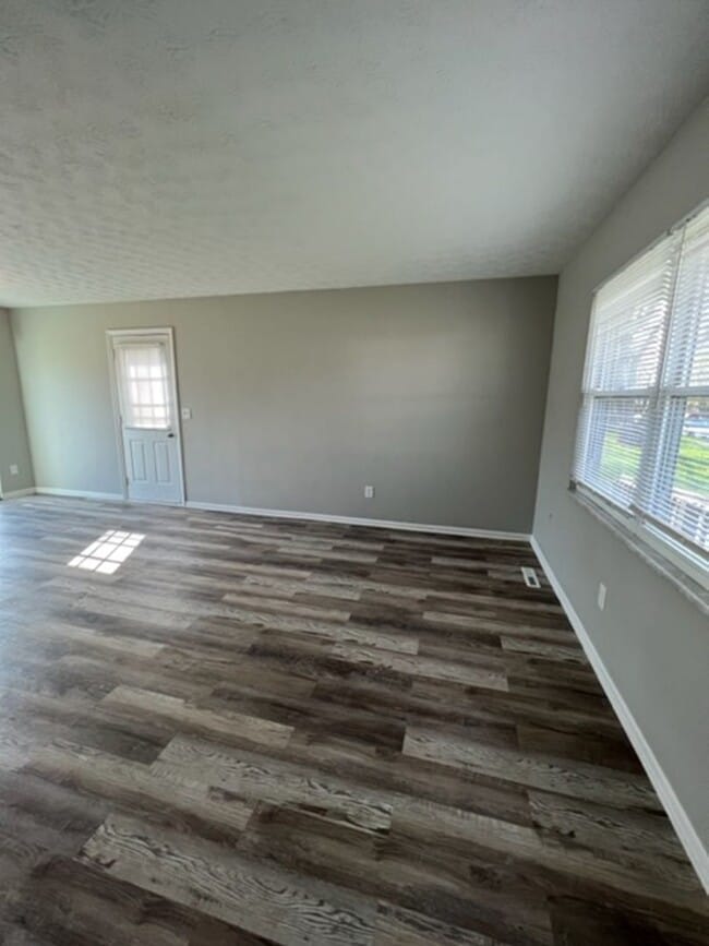 Building Photo - 5441 Deforest Dr