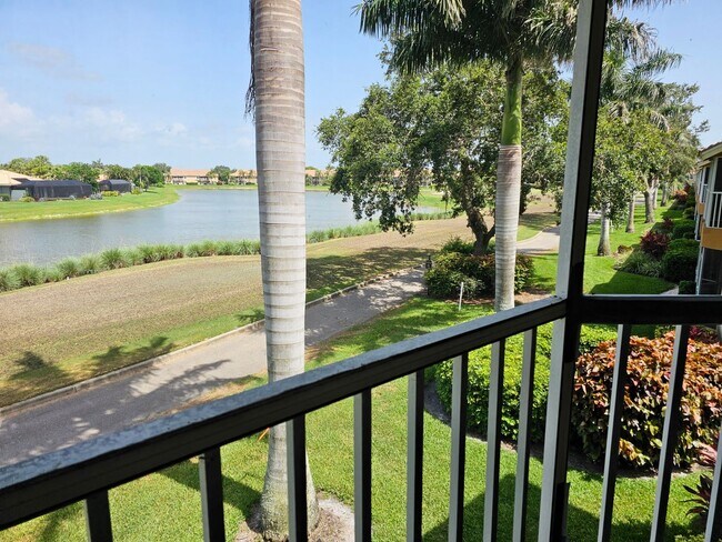 Building Photo - Available Sep 1, 2025 - Furnished 3BR/2BA ...