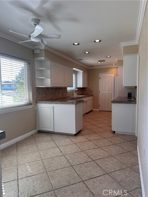 Building Photo - 1635 Palo Verde Dr