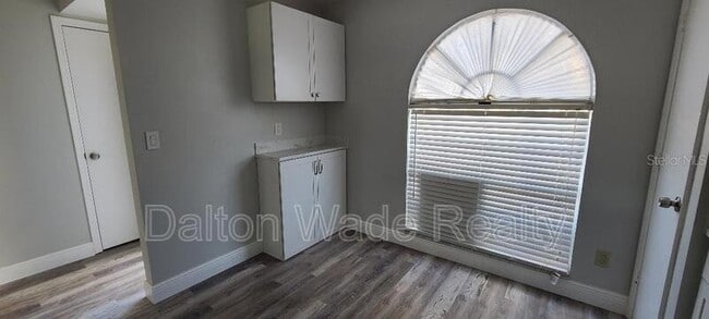 Building Photo - 1517 Chateaux De Ville Ct