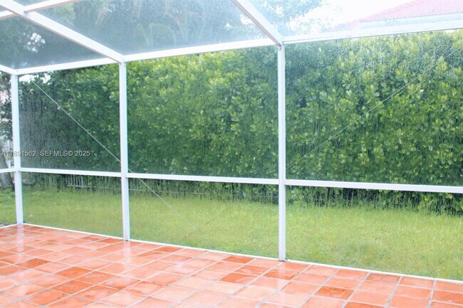 Building Photo - 11151 Minneapolis Dr