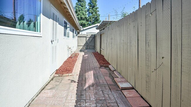 Building Photo - 12700 Newport Ave