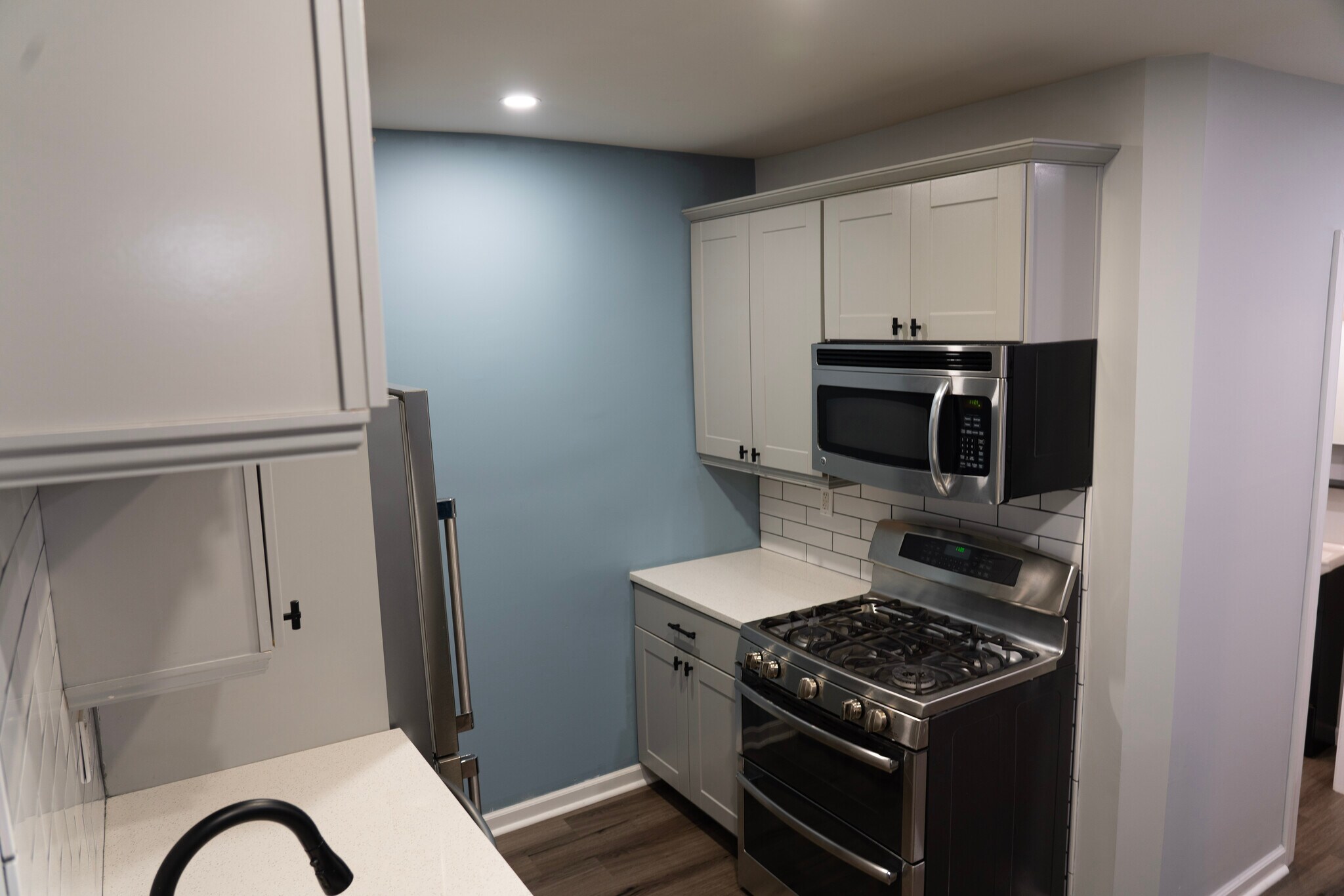 Building Photo - 22 Chapman St