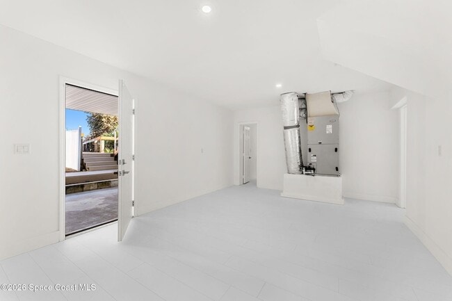 Building Photo - 9085 S Hwy A1A