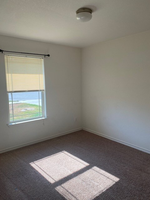 Building Photo - 3417 Settlement Rd