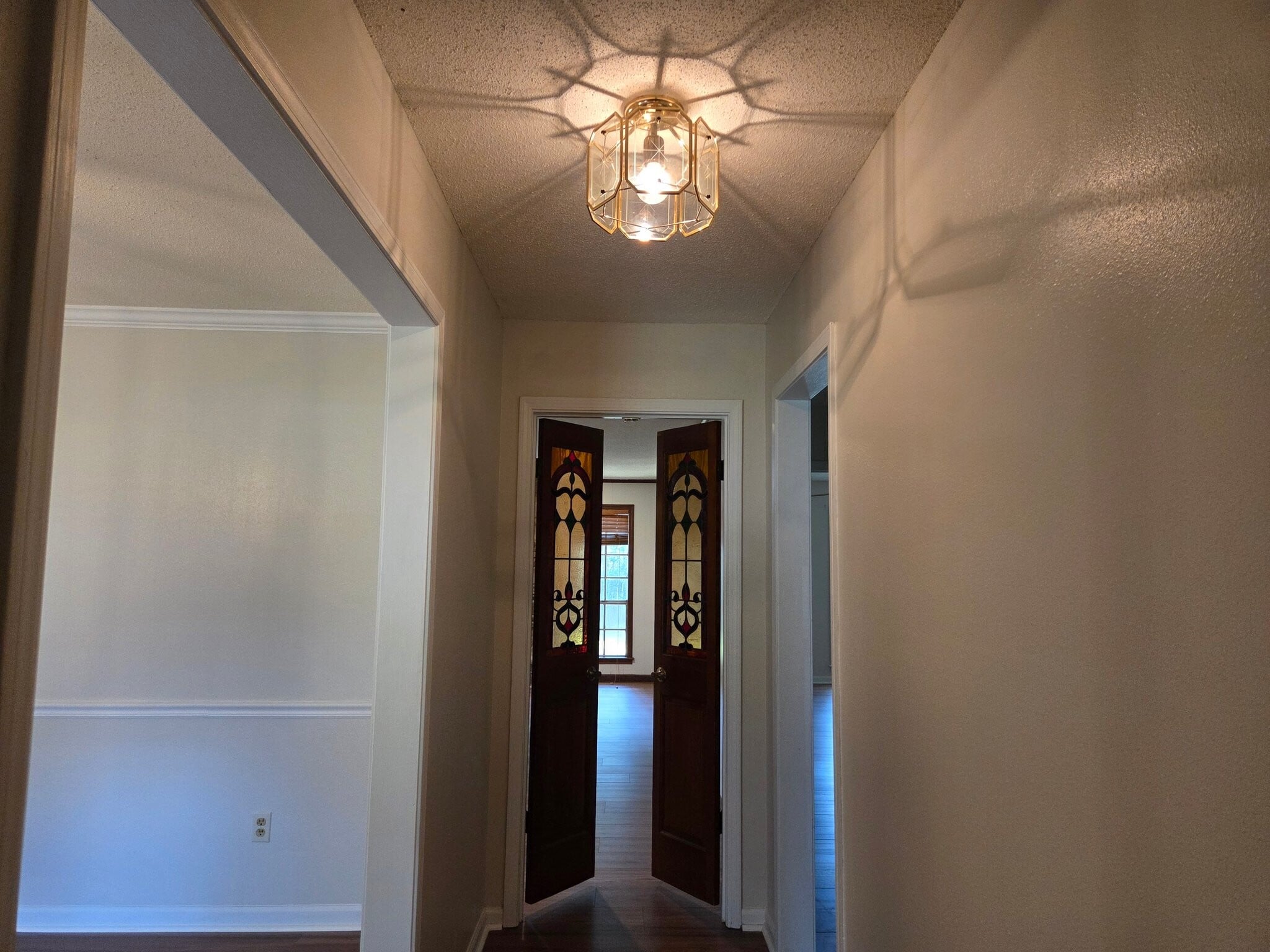 Building Photo - 5609 Fieldcrest Ave