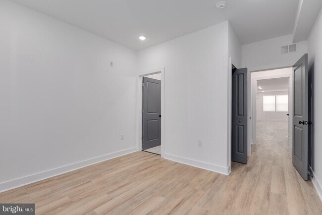 Building Photo - 2061 N 8th St