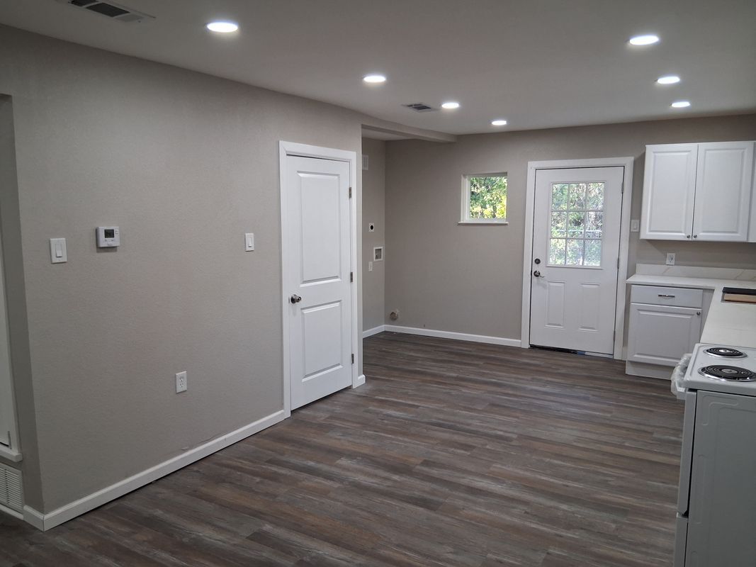 Building Photo - 5009 Cottey St