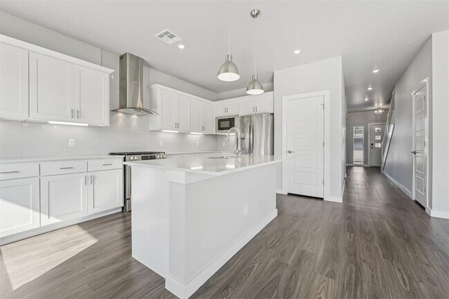 Building Photo - 520 NW 176th Terrace