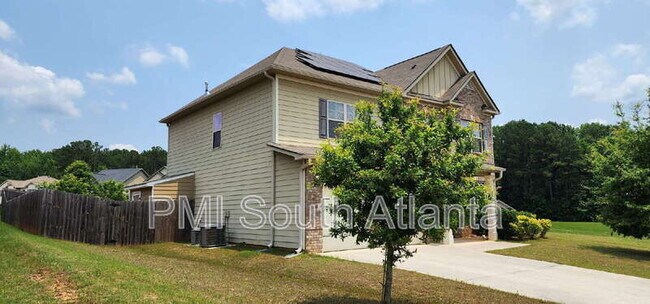 Building Photo - 633 Amrose Way