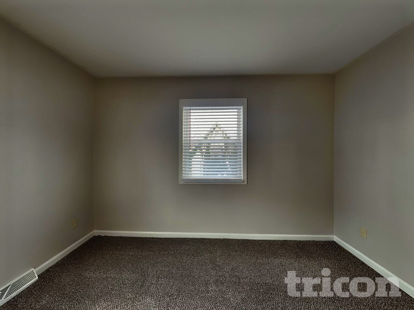 Building Photo - 7035 Montroff Cir