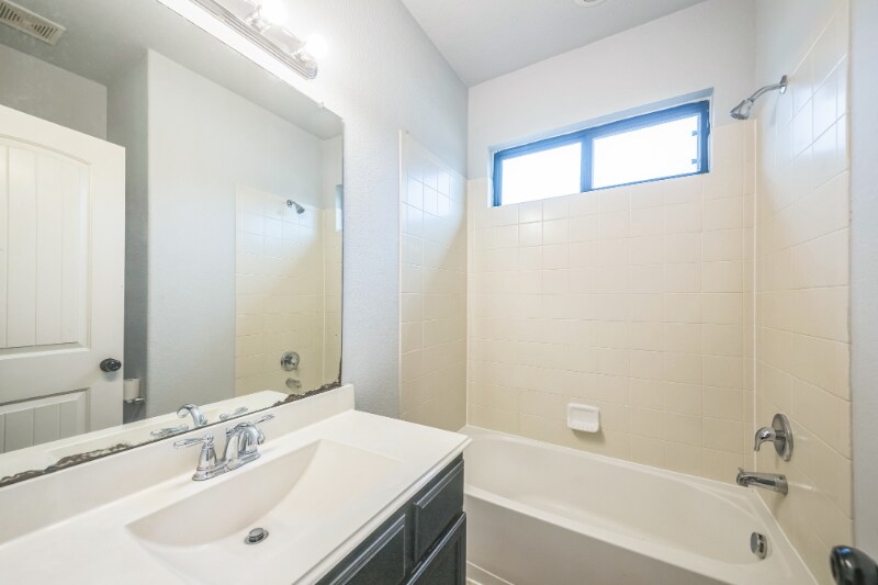Building Photo - 2143 Beacon Park Ct