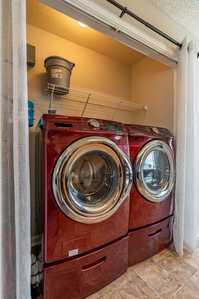 Building Photo - 106 Middlebrook Dr