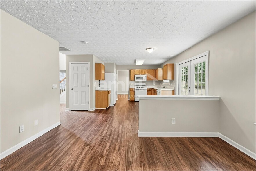 Building Photo - 6252 Whitetail Ct NW
