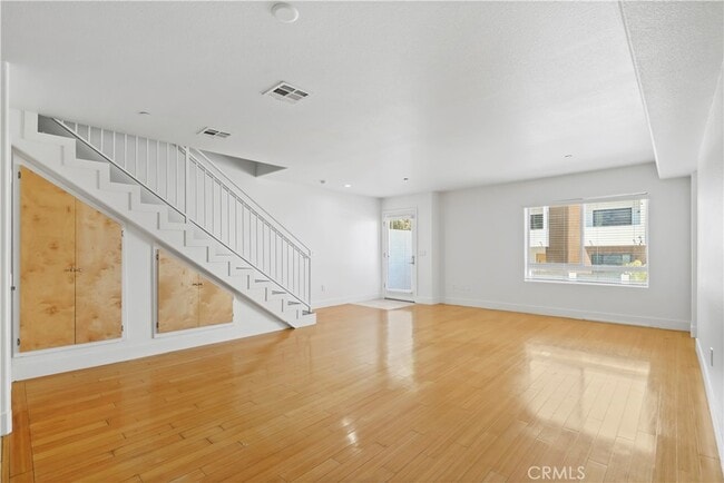 Building Photo - 11312 Huston St