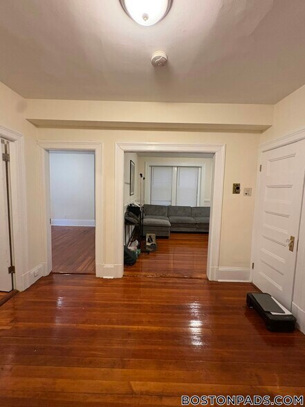 Building Photo - 885 Massachusetts Ave