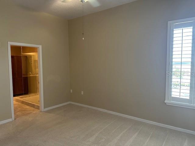 Building Photo - 606 Wells Ct