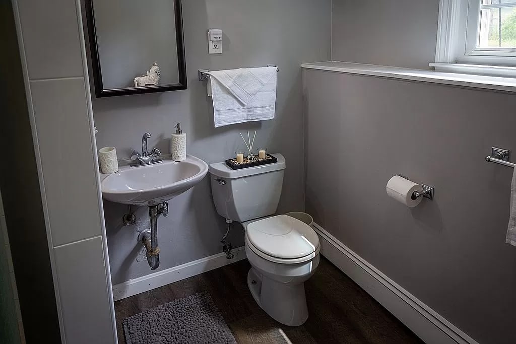 Building Photo - 60 North Ave